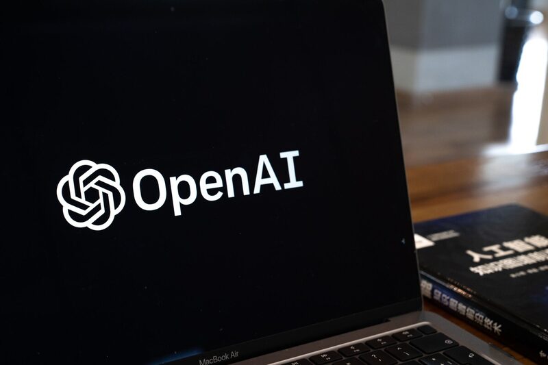 El logotipo de OpenAI en Pekín, China, el viernes 24 de febrero de 2023. El logotipo de OpenAI en Pekín, China, el viernes 24 de febrero de 2023.