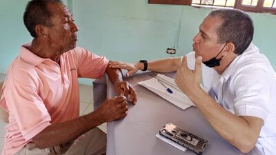 Brigadas de médicos cubanos: el controversial legado de la Revolución Brigadas de médicos cubanos: el controversial legado de la Revolución