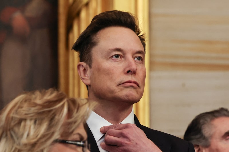 Criação do DOGE permite que Musk atue na entidade de corte de custos sem que haja divulgação pública de suas consideráveis participações financeiras, levantando novas questões sobre o sigilo que envolve o esforço. (Foto: Bloomberg) Criação do DOGE permite que Musk atue na entidade de corte de custos sem que haja divulgação pública de suas consideráveis participações financeiras, levantando novas questões sobre o sigilo que envolve o esforço. (Foto: Bloomberg)