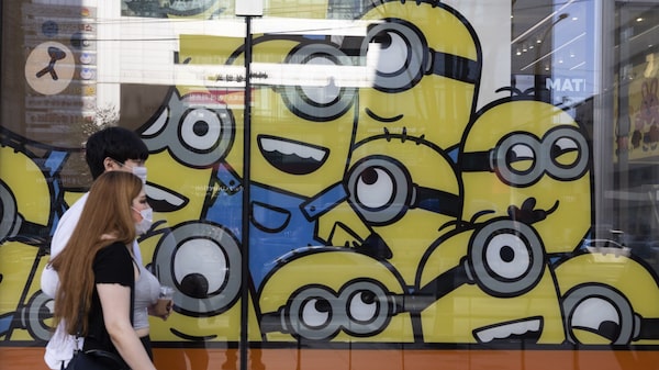 ‘Minions’ lidera la taquilla en EE.UU. mientras las familias se liberan de temores por Covid-19 ‘Minions’ lidera la taquilla en EE.UU. mientras las familias se liberan de temores por Covid-19