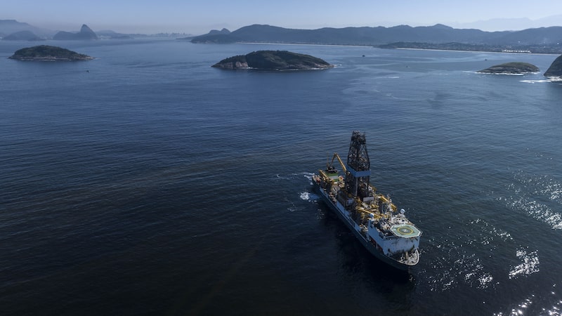 Prio e Brava avaliam fatia da Petronas no campo de Tartaruga Verde, dizem fontes Prio e Brava avaliam fatia da Petronas no campo de Tartaruga Verde, dizem fontes