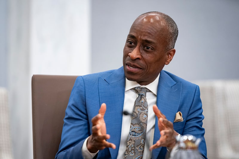 Aranceles pueden subir la inflación y frenar el crecimiento: alerta vicepresidente de la Fed Aranceles pueden subir la inflación y frenar el crecimiento: alerta vicepresidente de la Fed