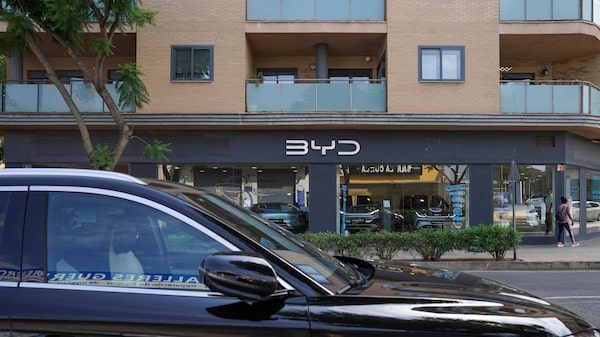 Com investimento de US$ 16 bi, China prioriza exterior em aposta em veículos elétricos Com investimento de US$ 16 bi, China prioriza exterior em aposta em veículos elétricos