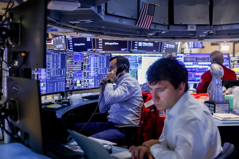 Traders On The Floor Of The New York Stock Exchange As Fed Chair Warsh Holds New Conference Traders On The Floor Of The New York Stock Exchange As Fed Chair Warsh Holds New Conference