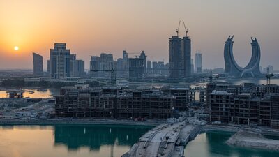 Após gasto de US$ 300 bi com Copa, Catar busca como salvar bancos endividados Após gasto de US$ 300 bi com Copa, Catar busca como salvar bancos endividados