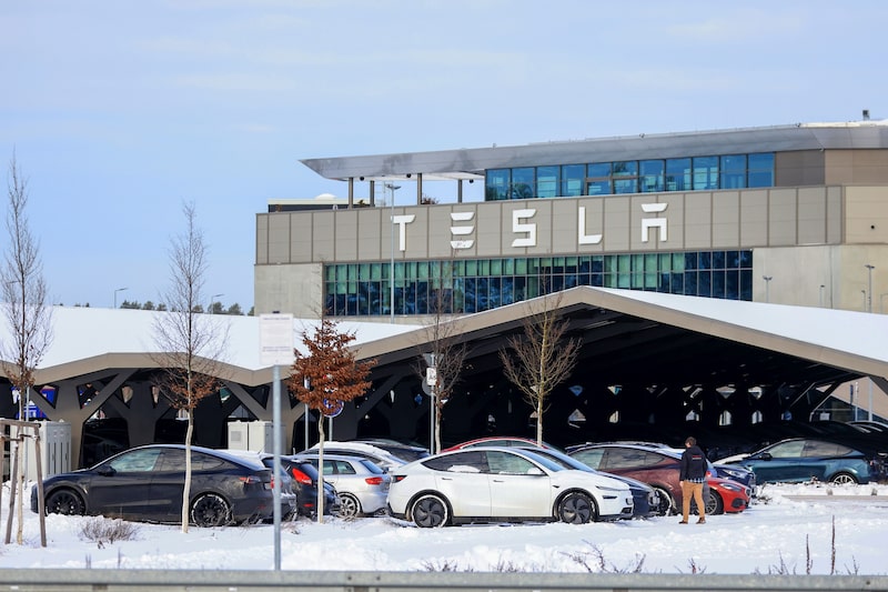 La planta de Tesla Inc. en Gruenheide, Alemania. Fotógrafo: Krisztian Bocsi/Bloomberg La planta de Tesla Inc. en Gruenheide, Alemania. Fotógrafo: Krisztian Bocsi/Bloomberg