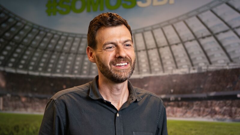 Pedro Zemel, CEO da Centauro, assumirá a Zamp com missão de lucrar com Starbucks Pedro Zemel, CEO da Centauro, assumirá a Zamp com missão de lucrar com Starbucks