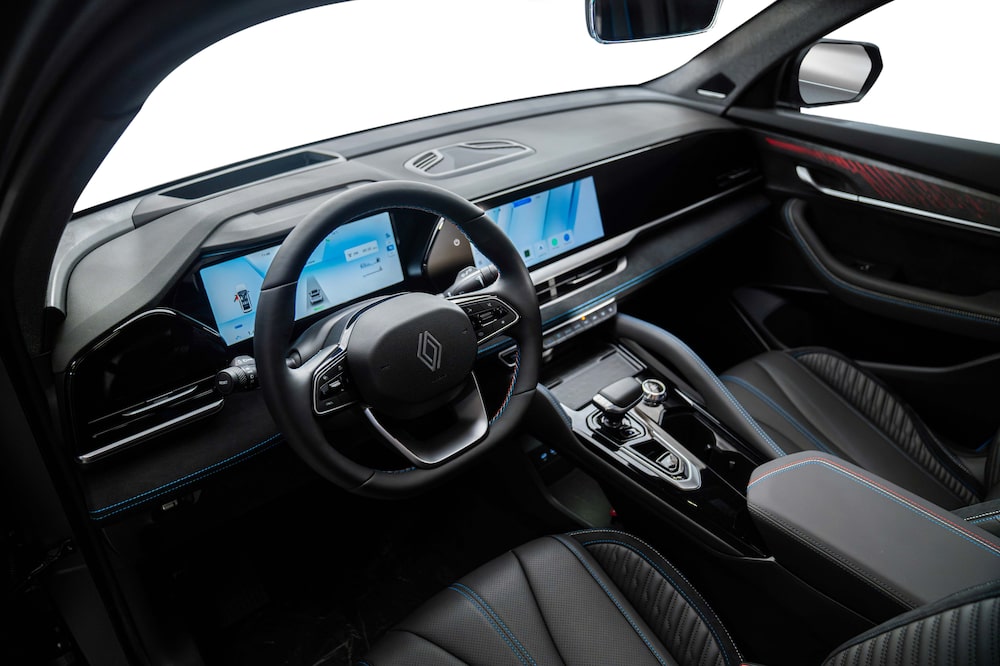 koleos interior koleos interior