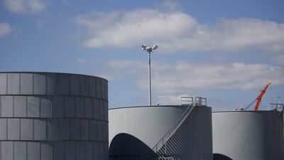 Petróleo sobe com sinais de queda nos estoques dos EUA Petróleo sobe com sinais de queda nos estoques dos EUA