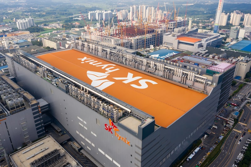 The SK Hynix Inc. logo is displayed atop the company's semiconductor plant in this aerial photograph taken above Icheon, South Korea, on Monday, July 22, 2019. SK Hynix is scheduled to release earnings figures on July 25. Photographer: SeongJoon Cho/Bloomberg The SK Hynix Inc. logo is displayed atop the company's semiconductor plant in this aerial photograph taken above Icheon, South Korea, on Monday, July 22, 2019. SK Hynix is scheduled to release earnings figures on July 25. Photographer: SeongJoon Cho/Bloomberg