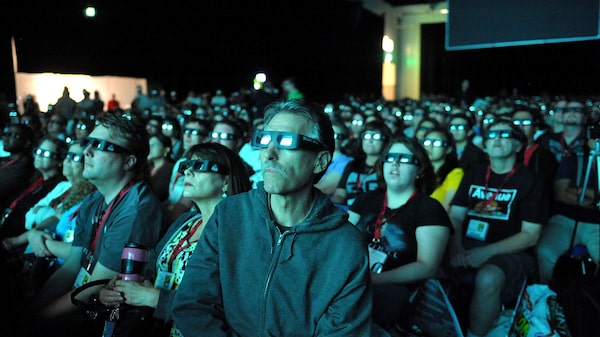 ‘Avatar 2′ es superada en taquilla por ‘Llaman a la puerta’ después de siete semanas ‘Avatar 2′ es superada en taquilla por ‘Llaman a la puerta’ después de siete semanas