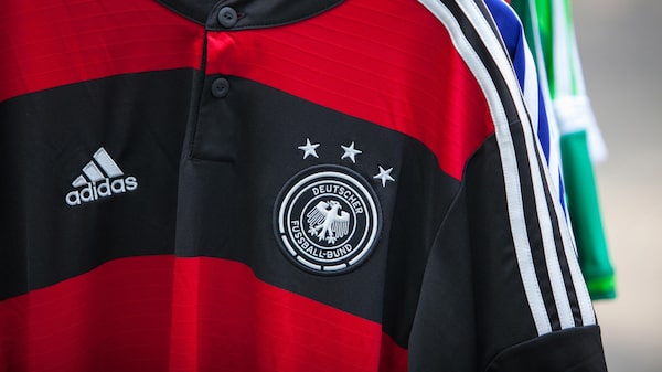 Nike vai substituir Adidas como fornecedora da seleção alemã após 72 anos Nike vai substituir Adidas como fornecedora da seleção alemã após 72 anos