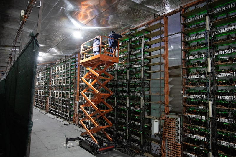 Bitcoin cae por debajo de los US$69.000 mientras el temor a una guerra pesa en los cripto mercados Bitcoin cae por debajo de los US$69.000 mientras el temor a una guerra pesa en los cripto mercados