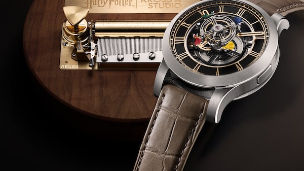 Solo existen 10 unidades de este reloj de lujo de Harry Potter y este es su precio Solo existen 10 unidades de este reloj de lujo de Harry Potter y este es su precio