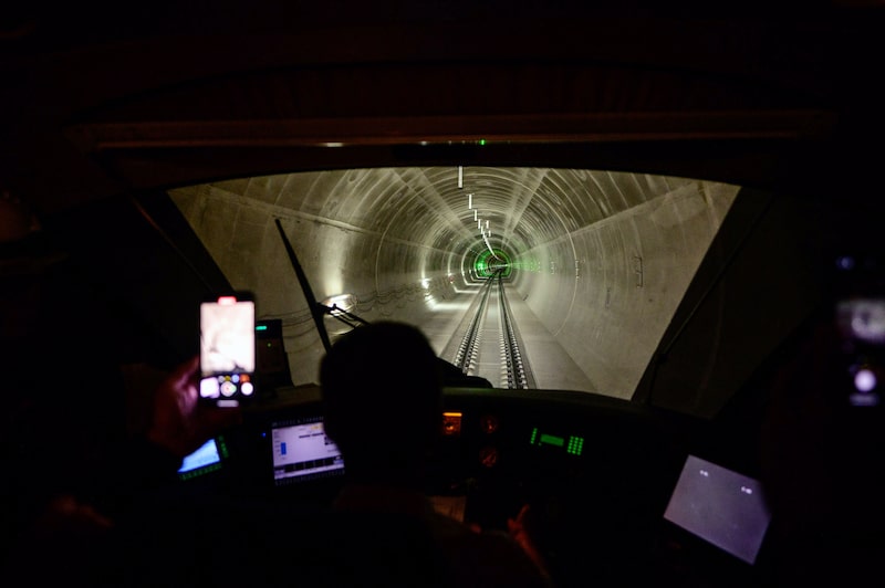 El Koralmtunnel es el primero de los tres megaproyectos ferroviarios previstos para la próxima década. El Koralmtunnel es el primero de los tres megaproyectos ferroviarios previstos para la próxima década.