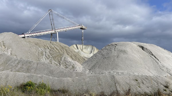 Fabricantes de baterías advierten que propuesta de UE sobre litio dañaría sector VE Fabricantes de baterías advierten que propuesta de UE sobre litio dañaría sector VE