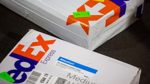 FedEx reducirá globalmente su equipo directivo en más de un 10%, según su CEO FedEx reducirá globalmente su equipo directivo en más de un 10%, según su CEO