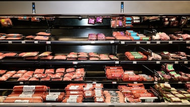 EUA vão importar até 300 mil toneladas de carne moída sem tarifa, diz Trump EUA vão importar até 300 mil toneladas de carne moída sem tarifa, diz Trump