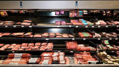 EUA vão importar até 300 mil toneladas de carne moída sem tarifa, diz Trump EUA vão importar até 300 mil toneladas de carne moída sem tarifa, diz Trump