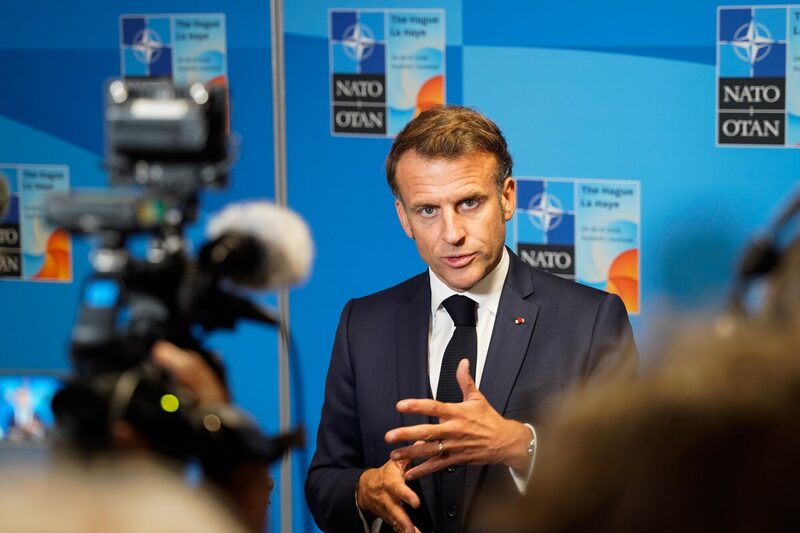 “Los ataques estadounidenses tuvieron un impacto real en Natanz, Isfahan y Fordow”, dijo Macron. “Los ataques estadounidenses tuvieron un impacto real en Natanz, Isfahan y Fordow”, dijo Macron.