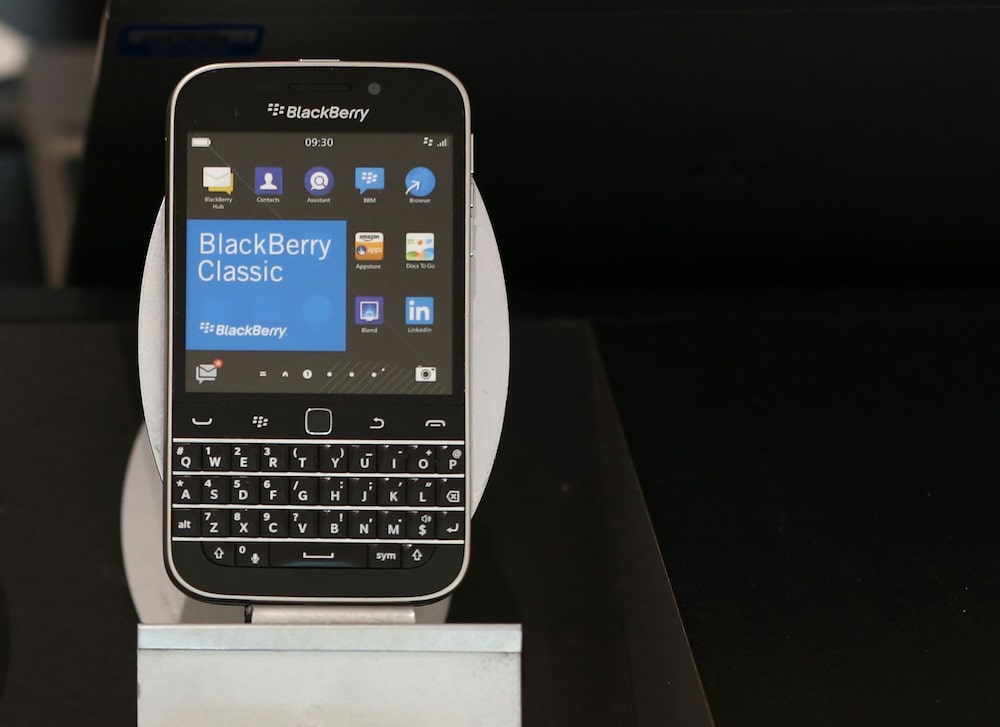 A empresa canadense parou de fazer seus próprios smartphones em 2016  A empresa canadense parou de fazer seus próprios smartphones em 2016