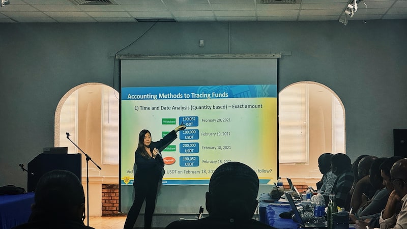 Los analistas del GIOC reconstruyeron la extorsión con capturas de pantalla, recibos y datos de blockchain. Los analistas del GIOC reconstruyeron la extorsión con capturas de pantalla, recibos y datos de blockchain.