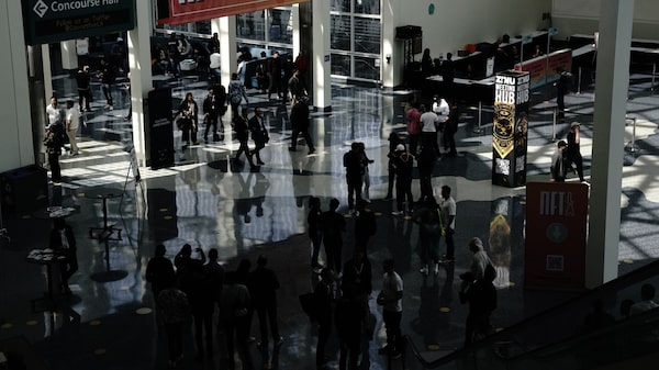 El mercado NFT más popular es en su mayoría usuarios que se venden a sí mismos El mercado NFT más popular es en su mayoría usuarios que se venden a sí mismos