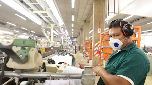 Desempleo en Chile llega a 7,9% en trimestre móvil mayo-julio Desempleo en Chile llega a 7,9% en trimestre móvil mayo-julio