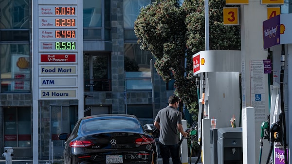 Confianza del consumidor de EE.UU. cae a 47,8 por alza de la gasolina y tensiones comerciales Confianza del consumidor de EE.UU. cae a 47,8 por alza de la gasolina y tensiones comerciales