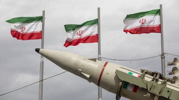 Un nuevo ataque iraní y respuesta militar de EE.UU. ponen a prueba el frágil alto al fuego Un nuevo ataque iraní y respuesta militar de EE.UU. ponen a prueba el frágil alto al fuego