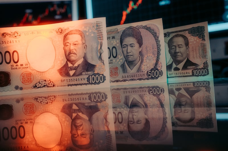A Japanese 5,000-yen banknote is shown in the foreground, with a Japanese 1,000-yen banknote and a Japanese 10,000-yen banknote in the background, arranged in Kyoto, Japan, on Tuesday, Jan. 27, 2026. Photographer: Kentaro Takahashi/Bloomberg A Japanese 5,000-yen banknote is shown in the foreground, with a Japanese 1,000-yen banknote and a Japanese 10,000-yen banknote in the background, arranged in Kyoto, Japan, on Tuesday, Jan. 27, 2026. Photographer: Kentaro Takahashi/Bloomberg