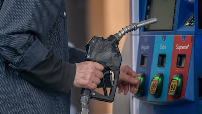 Ventas minoristas en EE.UU. crecen al mayor ritmo en un año pese al alza de la gasolina Ventas minoristas en EE.UU. crecen al mayor ritmo en un año pese al alza de la gasolina