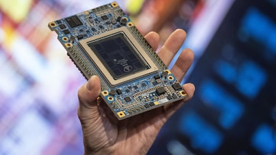Google encargó a Intel más de tres millones de chips, según The Information Google encargó a Intel más de tres millones de chips, según The Information