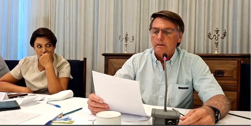 Presidente Jair Bolsonaro concede graça ao deputado Daniel Silveira, em 21/4/2022 Presidente Jair Bolsonaro concede graça ao deputado Daniel Silveira, em 21/4/2022