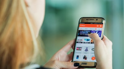 Dona da Shopee tem prejuízo menor do que o esperado e ações disparam Dona da Shopee tem prejuízo menor do que o esperado e ações disparam