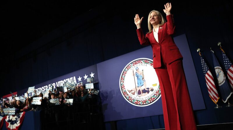 Abigail Spanberger dice que Virginia eligió "la mancomunidad frente al caos" durante su discurso de victoria tras ser elegida gobernadora en Virginia. Fuente: Bloomberg Abigail Spanberger dice que Virginia eligió "la mancomunidad frente al caos" durante su discurso de victoria tras ser elegida gobernadora en Virginia. Fuente: Bloomberg