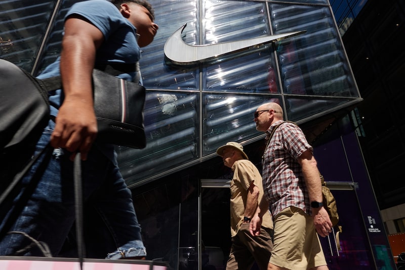 Empresa agora espera uma queda na receita na casa dos dígitos únicos altos neste ano (Foto: Bing Guan/Bloomberg) Empresa agora espera uma queda na receita na casa dos dígitos únicos altos neste ano (Foto: Bing Guan/Bloomberg)