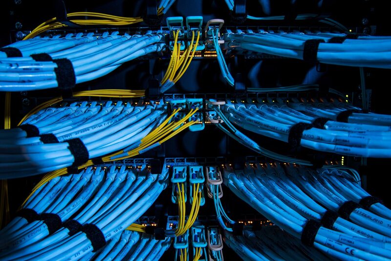 Recentes invasões de hackers em sistemas do governo americano mostram que o país falha em proteger sua infraestrutura básica e dispositivos governamentais (Foto: Jason Alden/Bloomberg) Recentes invasões de hackers em sistemas do governo americano mostram que o país falha em proteger sua infraestrutura básica e dispositivos governamentais (Foto: Jason Alden/Bloomberg)