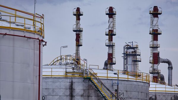 El petróleo sube ante la perspectiva de que la UE prohíba el crudo ruso El petróleo sube ante la perspectiva de que la UE prohíba el crudo ruso