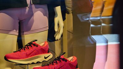 ¿Por qué las acciones de Nike se derrumbaron 20% este viernes? La mirada de Morgan Stanley y UBS ¿Por qué las acciones de Nike se derrumbaron 20% este viernes? La mirada de Morgan Stanley y UBS