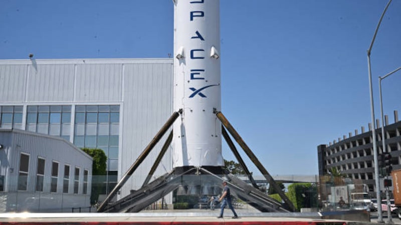 A SpaceX saiu na frente no avanço da tecnologia de foguetes. Mas não está sozinha A SpaceX saiu na frente no avanço da tecnologia de foguetes. Mas não está sozinha