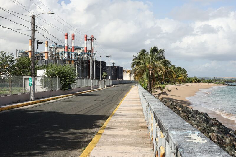 La autoridad eléctrica de Puerto Rico La autoridad eléctrica de Puerto Rico