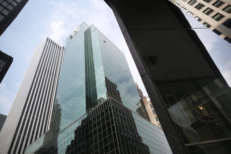 A família Moreira Salles tem uma fortuna de cerca de US$ 24 bilhões, distribuída entre quatro irmãos, segundo o Índice de Bilionários da Bloomberg A família Moreira Salles tem uma fortuna de cerca de US$ 24 bilhões, distribuída entre quatro irmãos, segundo o Índice de Bilionários da Bloomberg