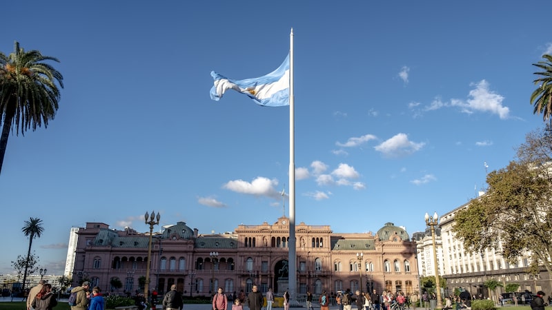 Pomelo capta US$ 55 mi e mira expansão com cartão de crédito no Brasil e no México Pomelo capta US$ 55 mi e mira expansão com cartão de crédito no Brasil e no México