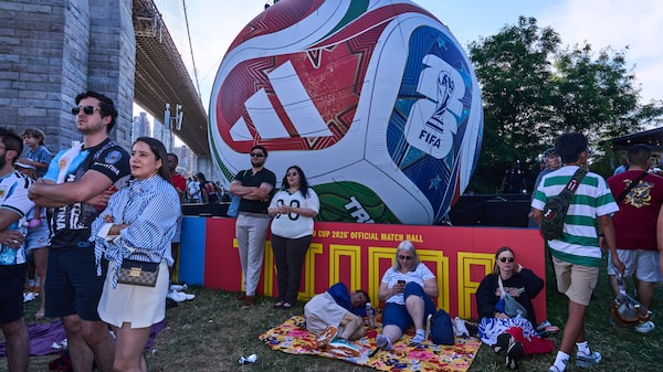 El Mundial 2026 pasa factura a Adidas: la acción se desploma y pierde las ganancias del año El Mundial 2026 pasa factura a Adidas: la acción se desploma y pierde las ganancias del año