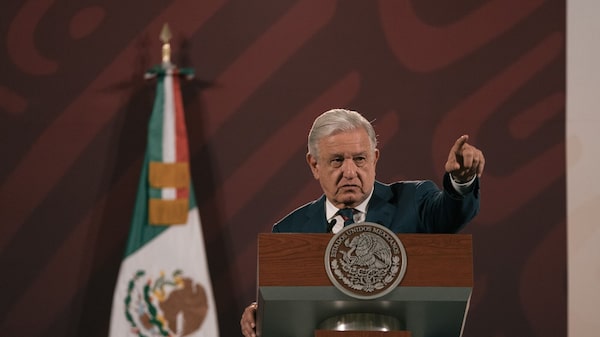 AMLO suspende relaciones diplomáticas con Ecuador tras invasión a Embajada de México AMLO suspende relaciones diplomáticas con Ecuador tras invasión a Embajada de México