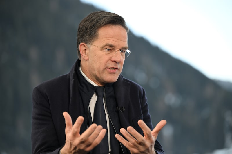 Secretario General Mark Rutte. Secretario General Mark Rutte.