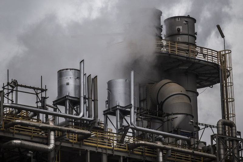 Smoke rises from the Braskem SA petrochemical plant in Duque de Caxias, Brazil. Smoke rises from the Braskem SA petrochemical plant in Duque de Caxias, Brazil.