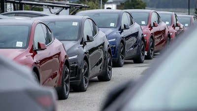 Tesla planea un gasto de US$20.000 millones para apoyar los planes de IA de Musk Tesla planea un gasto de US$20.000 millones para apoyar los planes de IA de Musk