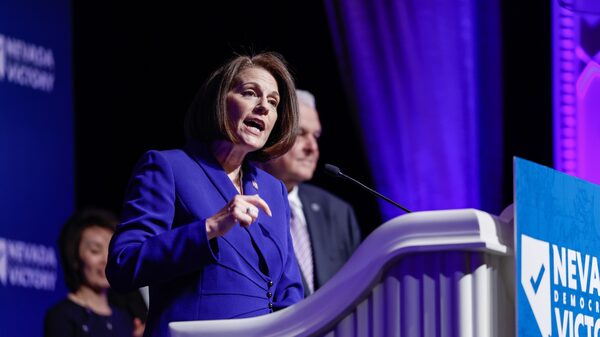 Demócratas desafían precedentes y conservan en Senado tras legislativas en EE.UU. Demócratas desafían precedentes y conservan en Senado tras legislativas en EE.UU.